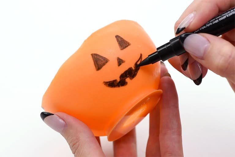 Candy Melt Pumpkin Bowls