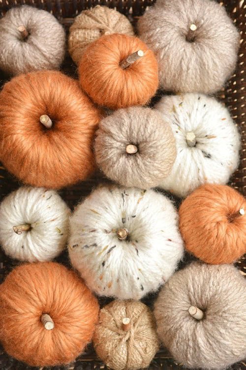 Halloween Craft - Chunky Yarn Pumpkin