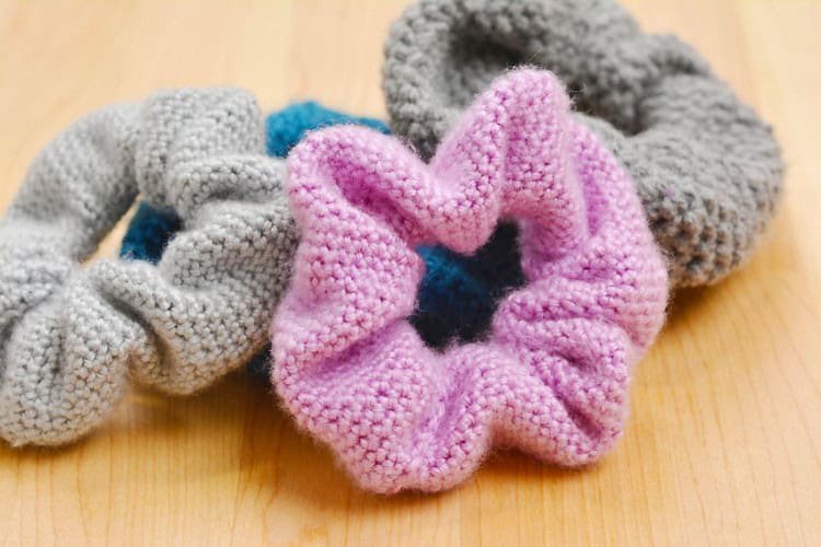 Easy crocheted scrunchies