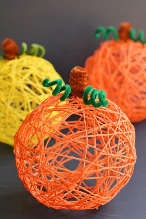 Pumpkin Crafts - Yarn Pumpkins