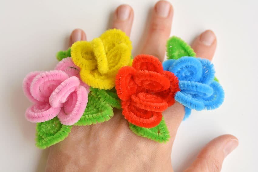 How to make Pipe Cleaner Flower Rings