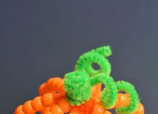 How to Make Beaded Pipe Cleaner Pumpkins These beaded pipe cleaner pumpkins are SO ADORABLE! And they're really easy to make! All you need are two simple supplies that you can usually find at the dollar store. This is such a fun and simple kids craft that's super for Halloween and Thanksgiving. It’s a great activity for kids, teens, tweens, adults and seniors and a fun activity for October or fall/autumn in general.