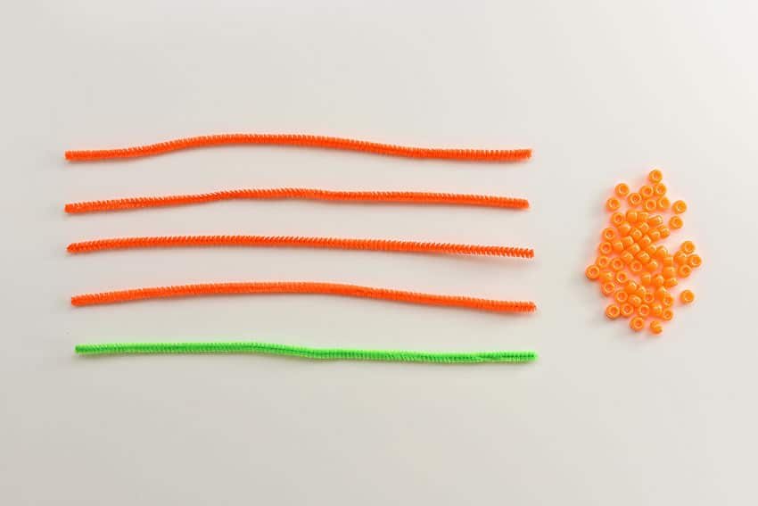 How to Make Beaded Pipe Cleaner Pumpkins