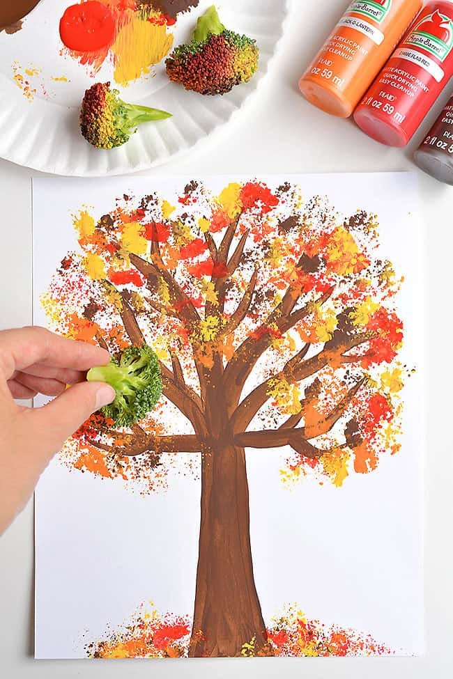 Easy tree painting with broccoli