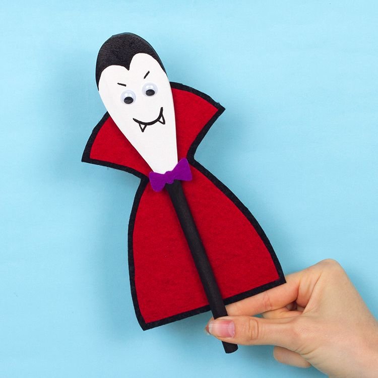 Vampire Spoon Puppet