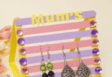 DIY Pop Stick Earring Stand: Perfect for Mother’s Day