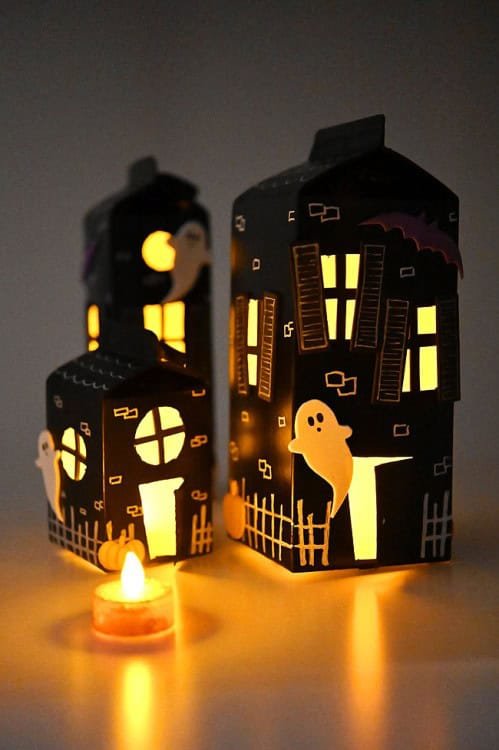 Halloween Crafts - Haunted House Craft