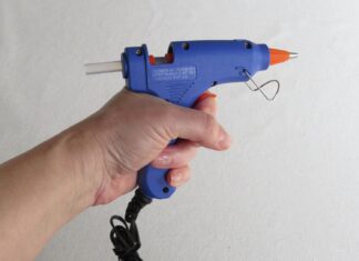 CC Better Hot Glue Gun Review: Best for Beginner Crafters
