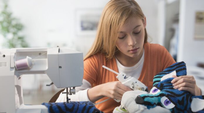 6 Best Hot Glue Guns in 2025: Reliable Tools for Every Craft Project