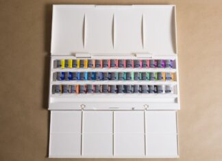 Winsor & Newton Cotman Water Colours Half Pan Studio Set Review: Perfect for Artists