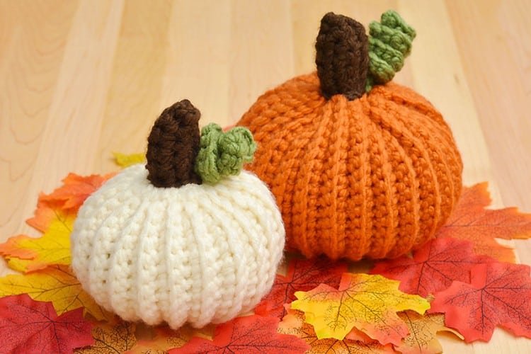 Free crochet pumpkin pattern