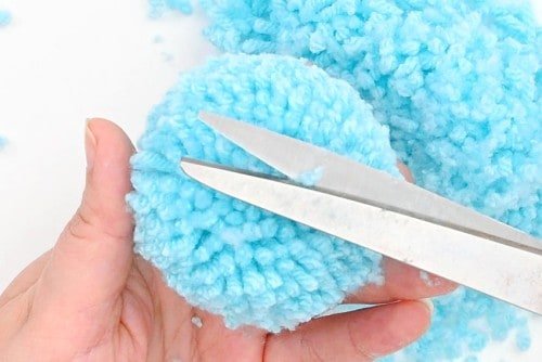 How to Make a Pom Pom