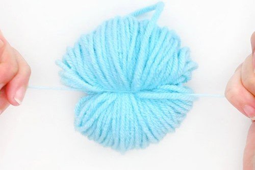 How to Make a Pom Pom