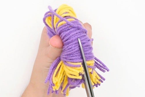 How to Make Pom Poms