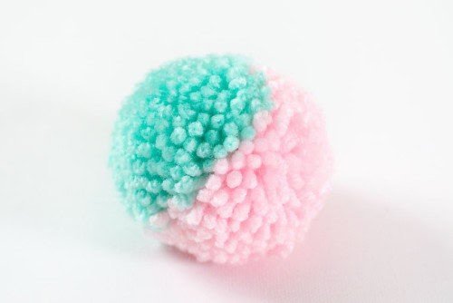 How to Use a Pom Pom Maker