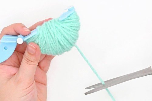 How to Use a Pom Pom Maker