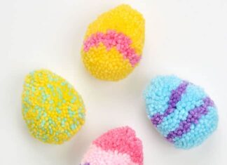DIY Pom Pom Easter Eggs: Fun Holiday Craft Colourful yarn pom pom Easter eggs