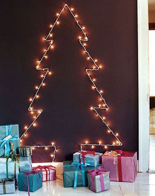 18 Clever Christmas Light Crafts - 2-D Tree