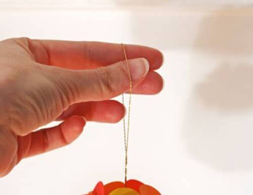 DIY Peanut Christmas Ornaments: Unique and Festive Holiday Crafts 38 Handmade Christmas Ornaments - 3D Paper Ball Ornaments