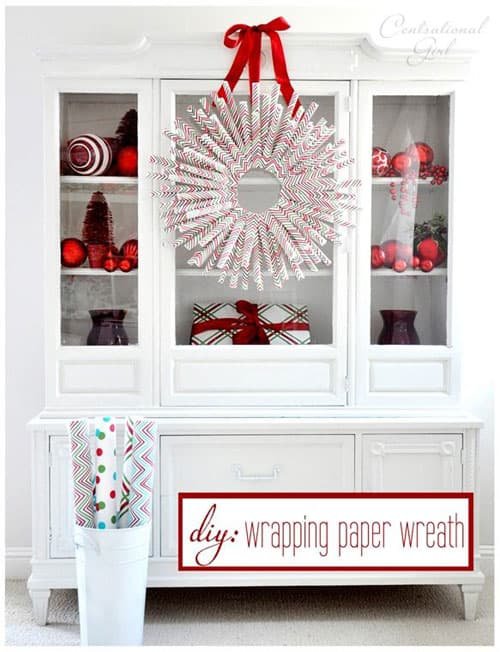 19 Christmas Wrapping Paper Crafts - DIY Wrapping Paper Wreath