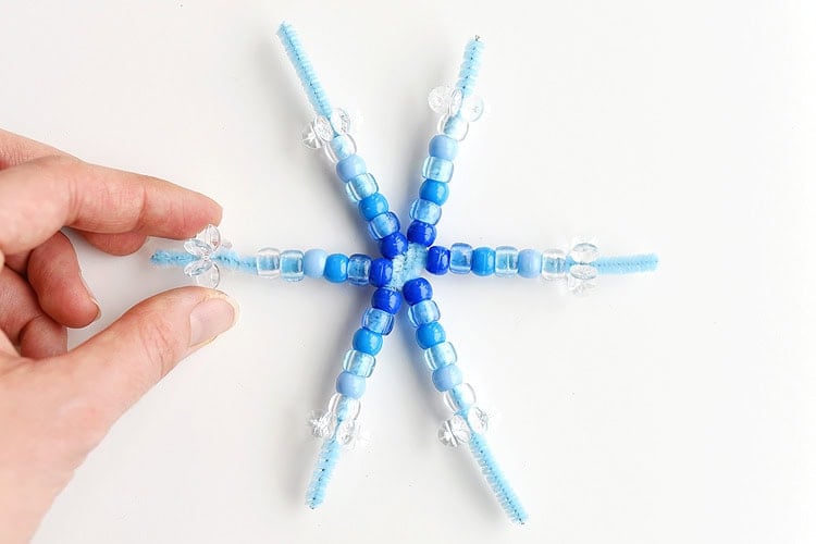 dsc_0781 Beaded Pipe Cleaner Snowflakes