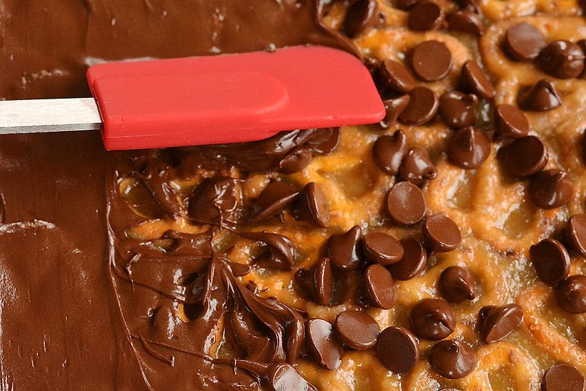 Chocolate Caramel Pretzel Bars