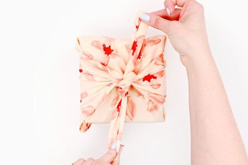 Furoshiki Fabric Gift Wrapping