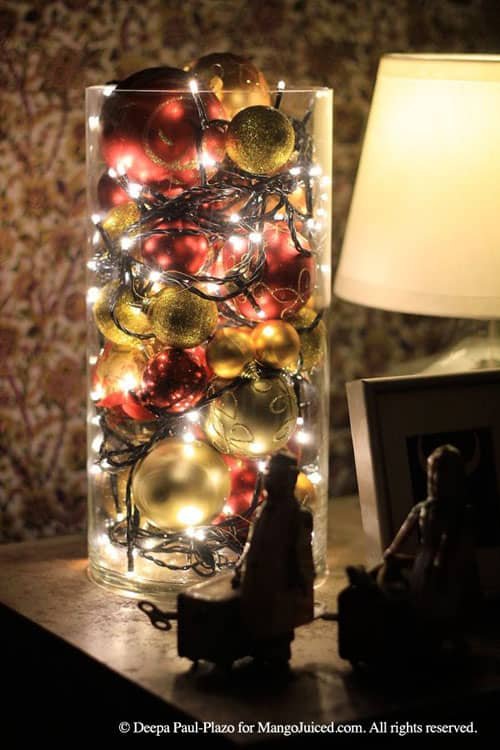 18 Clever Christmas Light Crafts - Leftover Christmas Balls and Lights