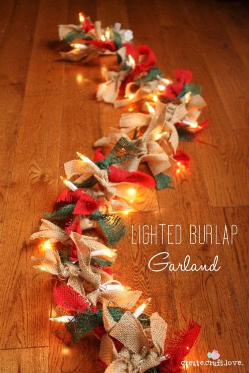 18 Clever Christmas Light Crafts - Lighted Burlap Garland