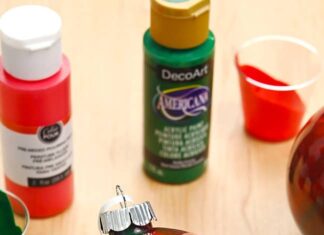 Free Printable Gingerbread Coloring Pages for Holiday Fun Red and green marbled paint pour Christmas ornament