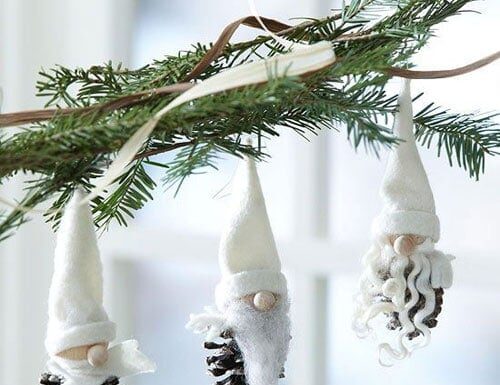How To Make Pinecone Elves 38 Handmade Christmas Ornaments - Pinecone Gnome Ornaments