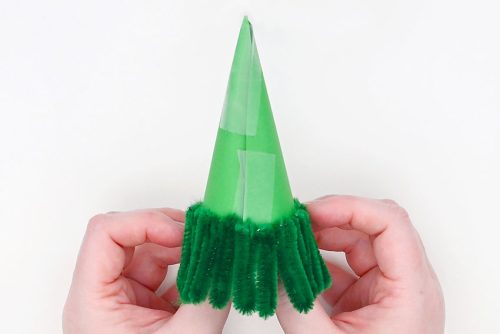 pipe-cleaner-christmas-tree-11-500x334-1 Pipe Cleaner Christmas Tree