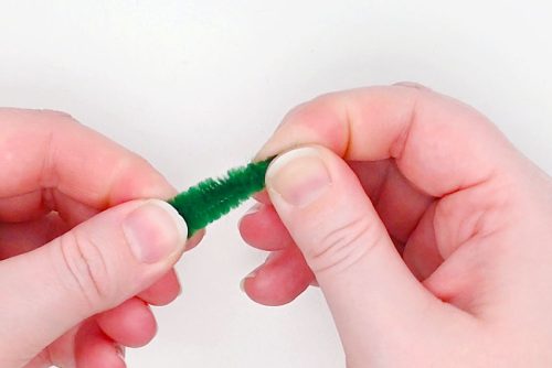 pipe-cleaner-christmas-tree-15-500x334-1 Pipe Cleaner Christmas Tree