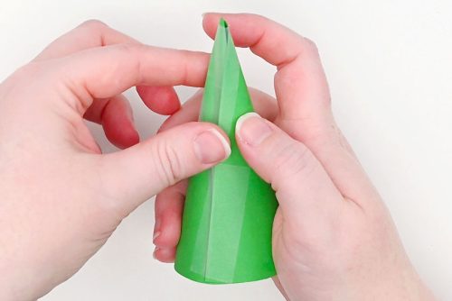 pipe-cleaner-christmas-tree-8-500x334-1 Pipe Cleaner Christmas Tree