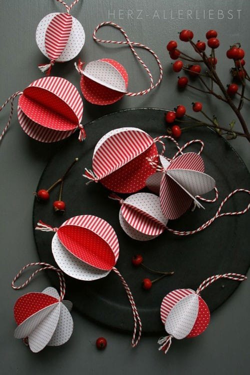 19 Christmas Wrapping Paper Crafts - Recycled Christmas Tree Ornament