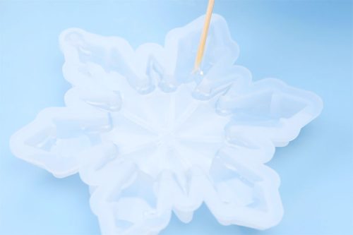 resin-snowflakes-6-500x333-1 Resin Snowflakes