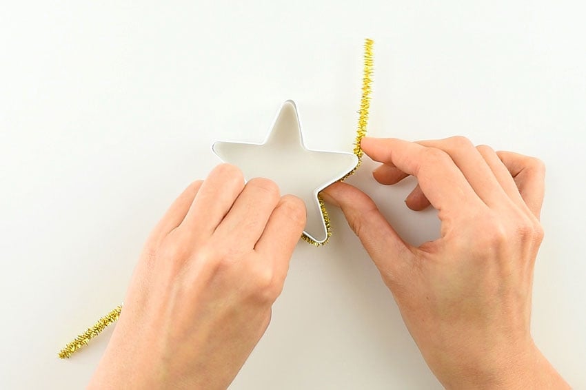 Easy Pipe Cleaner Star Ornaments Easy Pipe Cleaner Star Ornaments