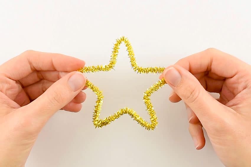 Easy Pipe Cleaner Star Ornaments Easy Pipe Cleaner Star Ornaments